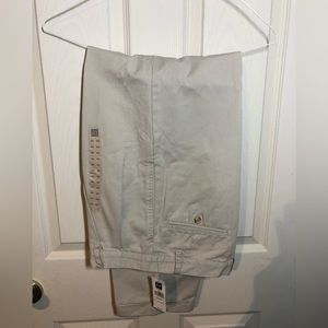 Gap Mens W29 L30 Tan Pleated Chinos